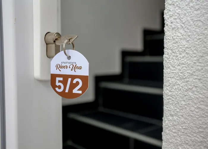 شقة River 5 بيهاتش